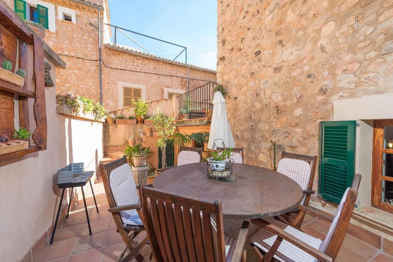 Holiday home Can Mayol Fornalutx